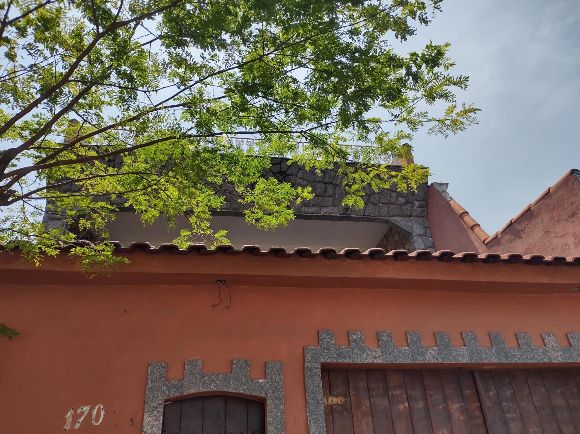 Casa A Trabalho Garagem E Internet Gratis Proximo As Praias *