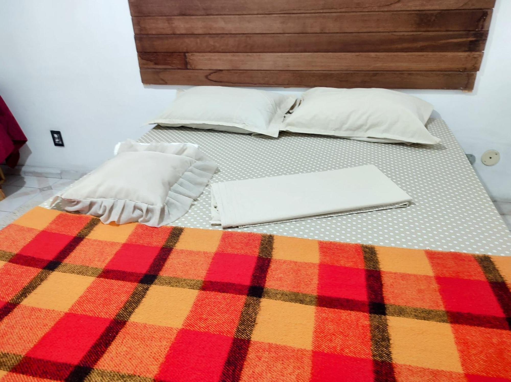 Casa A Trabalho Garagem E Internet Gratis Proximo As Praias Homestay